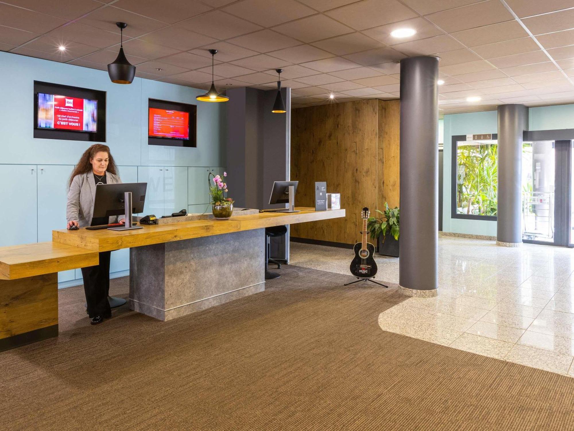 Ibis Epinal Centre Hotel Exterior photo